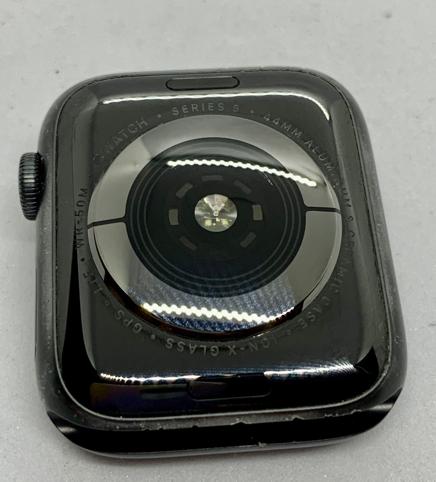 Apple Watch 5, 44MM, (GPS + CELL), usado