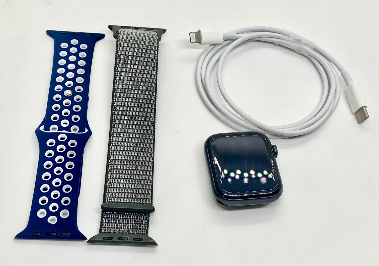 Apple Watch Series 5, 44mm, GPS, pantalla en perfecto estado