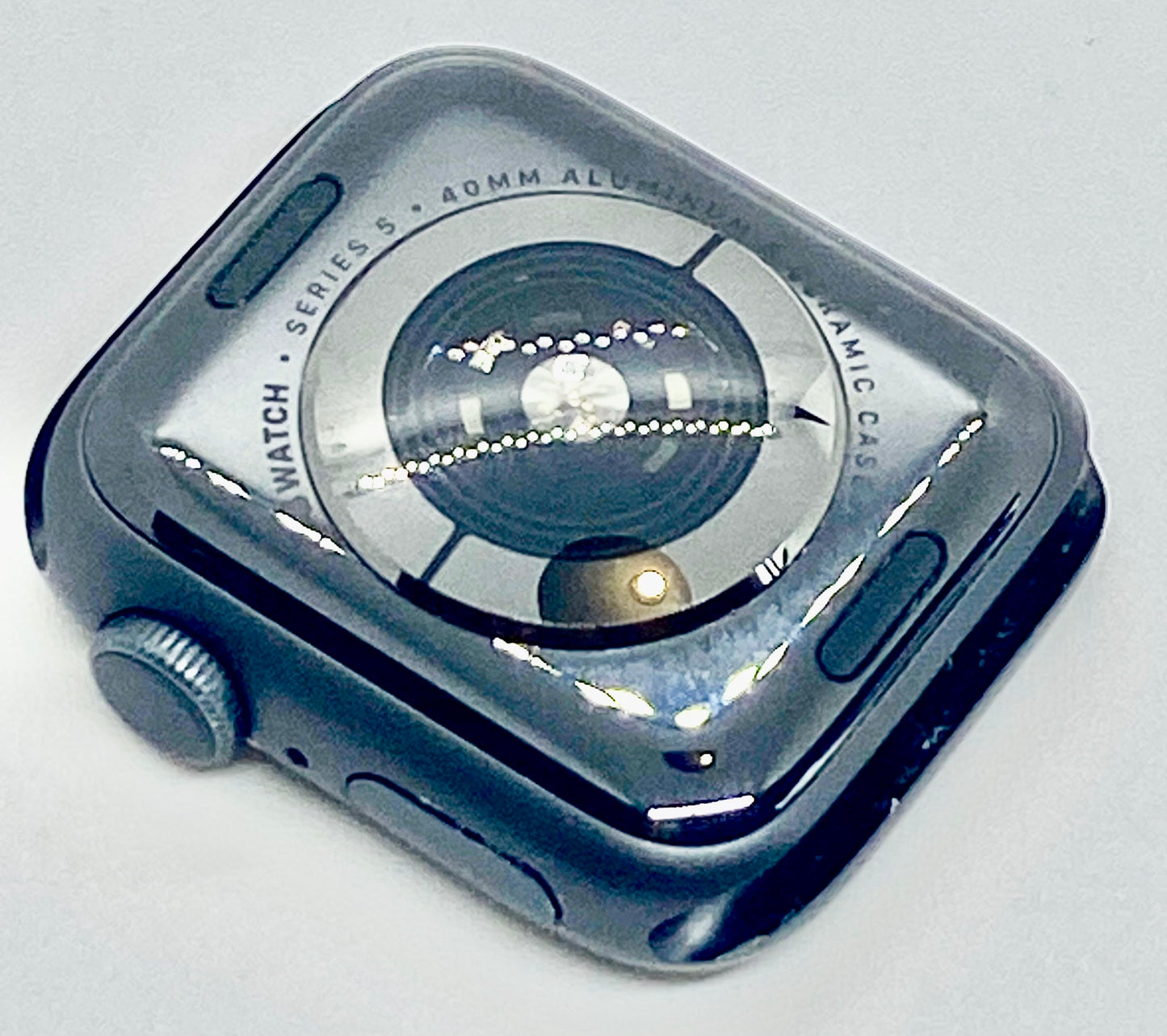 Apple Watch Series 5 40MM Aluminium & Ceramic Case ION-X Glass GPS WR-50M