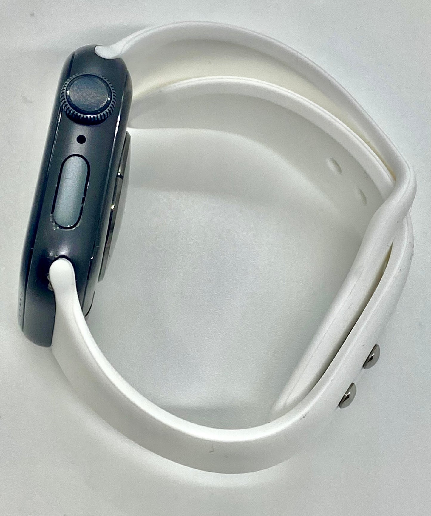 Apple Watch Series 5 40MM Aluminium & Ceramic Case ION-X Glass GPS WR-50M