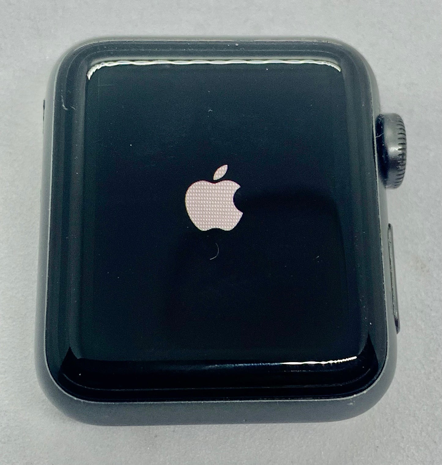 Apple Watch Series 3 38 MM (GPS)  Aluminium Case Ion X Glass Composite Back GPS WR 50M