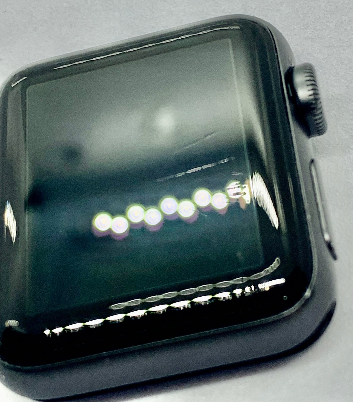 Apple Watch Series 3 38 MM (GPS) Aluminium Case Ion X Glass Composite Back GPS WR 50M