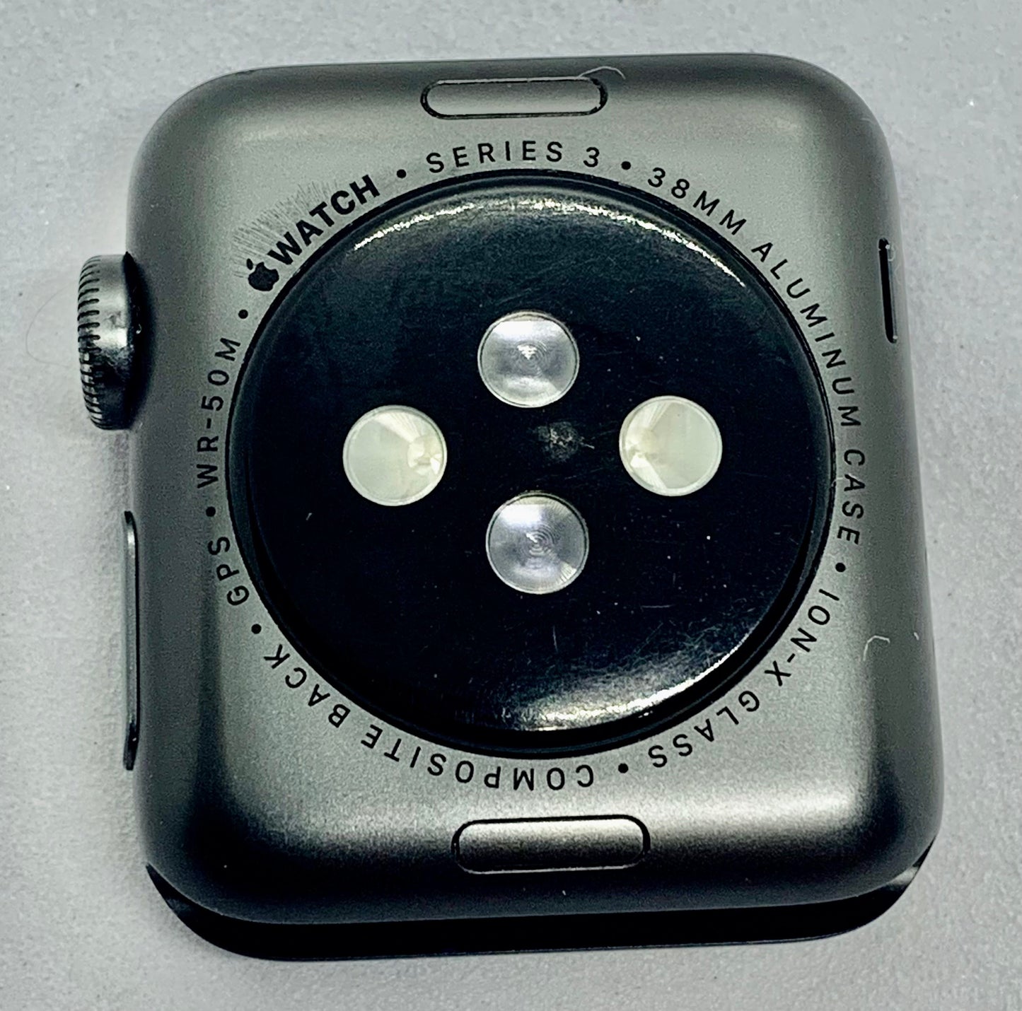 Apple Watch Series 3 38 MM (GPS) Aluminium Case Ion X Glass Composite Back GPS WR 50M