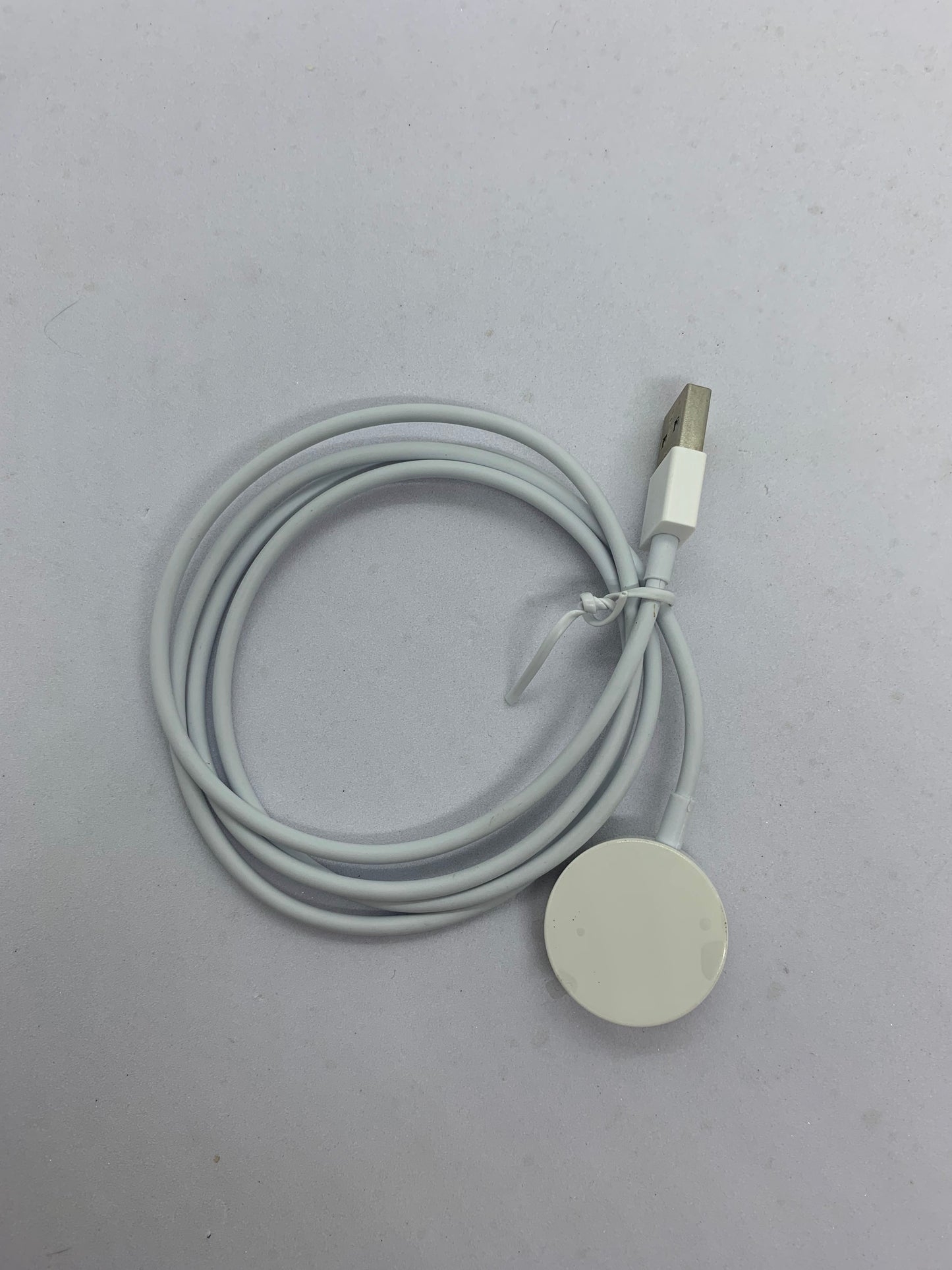 Cable de carga magnetica rapida a USB para el Apple Watch sin caja (usado).