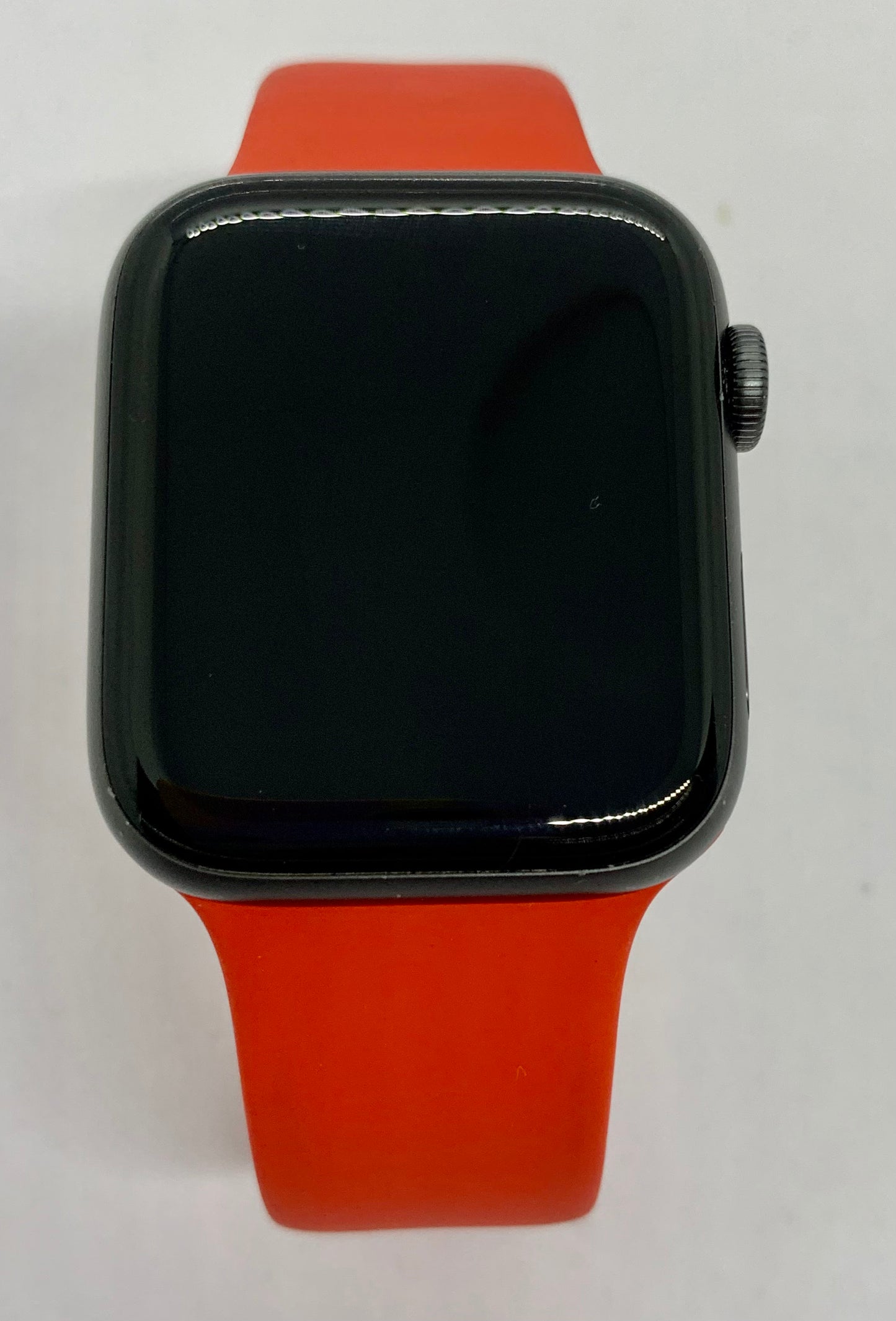 Apple Watch 5, 44MM, (GPS + CELL), usado