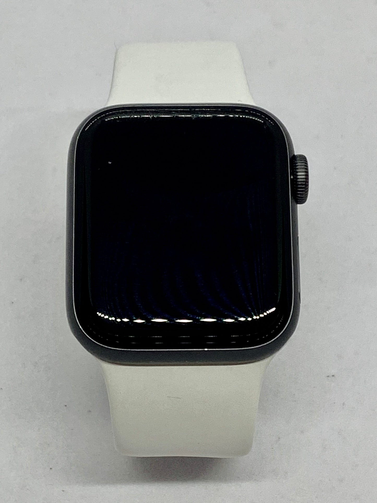 Apple Watch Series 4 40MM (GPS + CELLULAR), USADO
