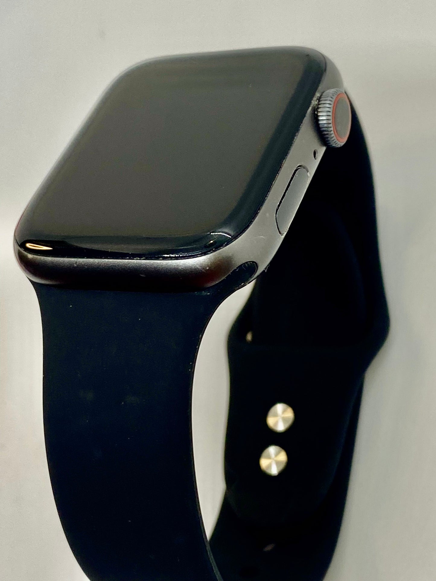Apple Watch Series 5 NIKE 44MM Aluminium & Ceramic Case ION-X Glass GPS LTE WR-50M