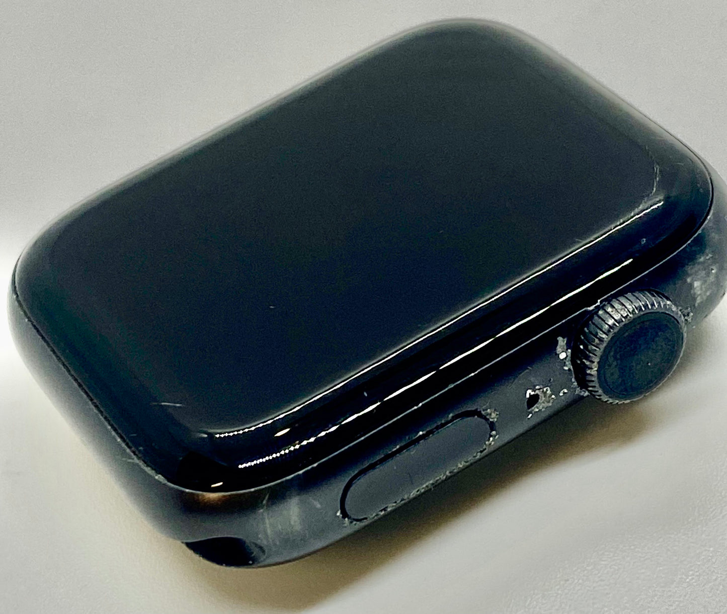 Apple Watch Series 5, 44 mm, GPS, USADO