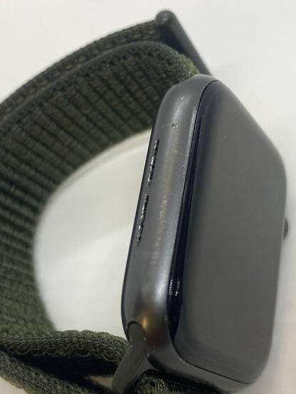 Apple Watch Series 5, 44 mm, GPS, USADO