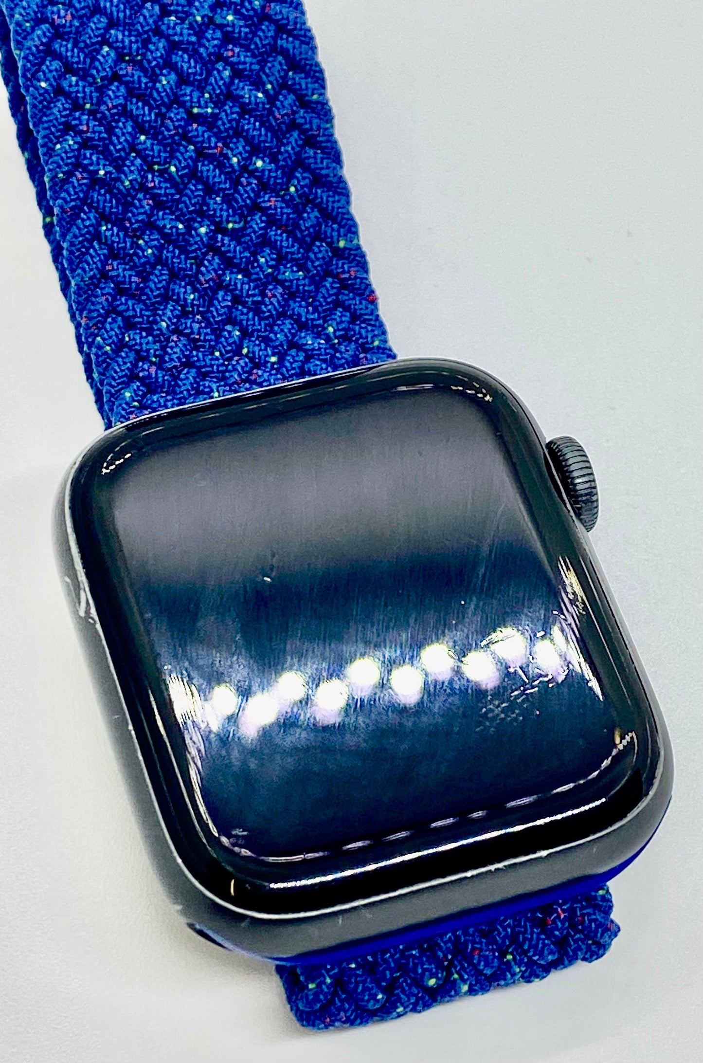 Apple Watch Series 5, 44 mm , GPS +LTE