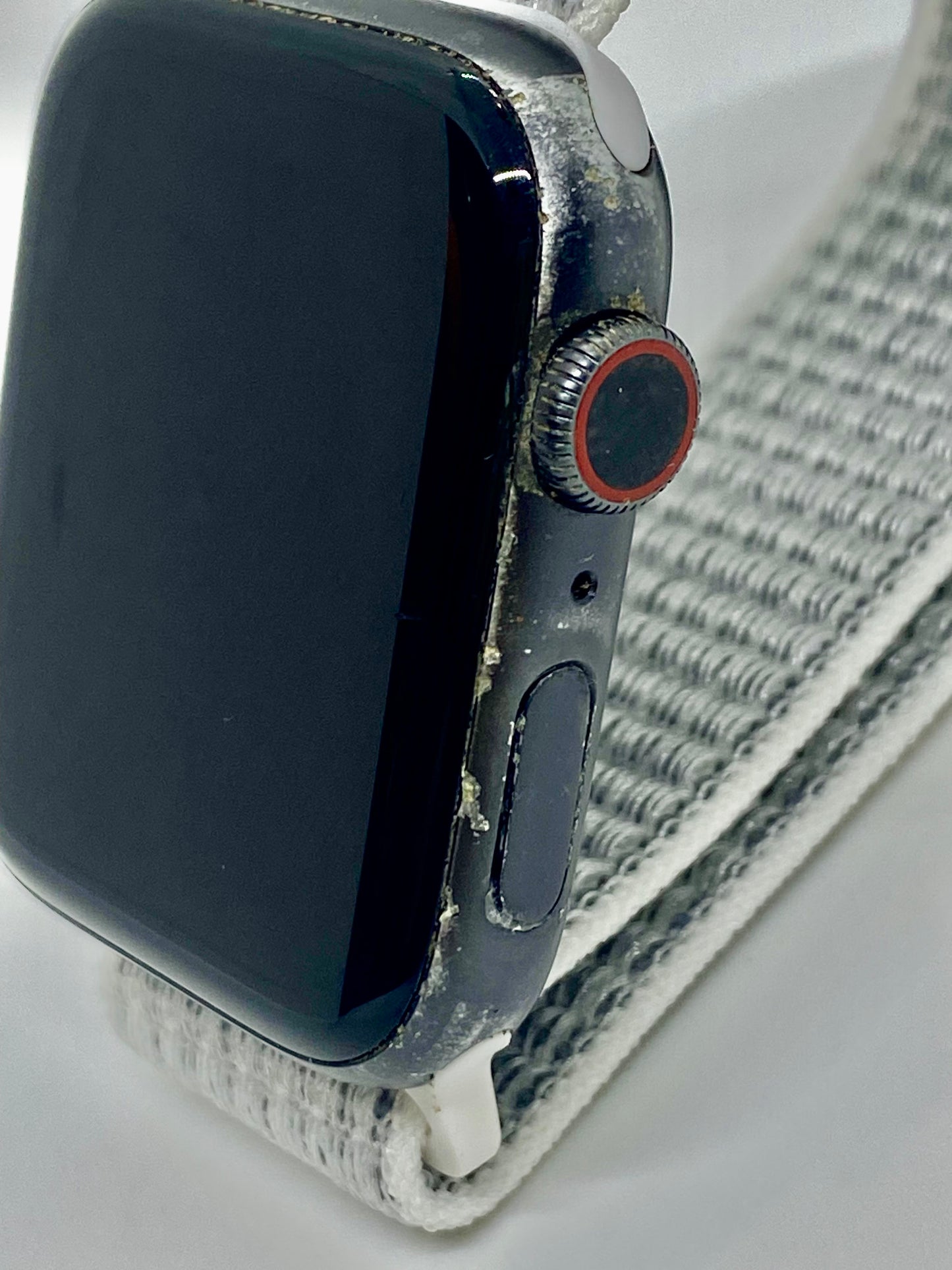 Apple Watch Series 5 44MM Aluminium & Ceramic Case ION-X Glass GPS LTE WR-50M