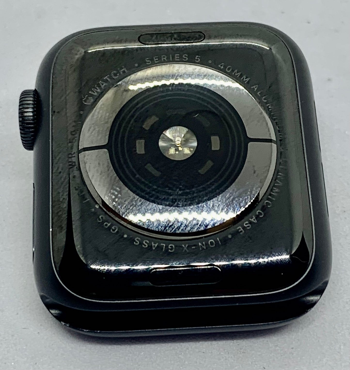 Apple Watch Series 5 40MM (GPS + LTE)
