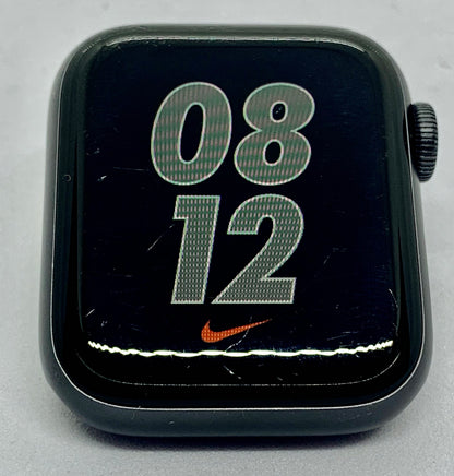 Apple Watch Series 5 40MM (GPS + LTE)