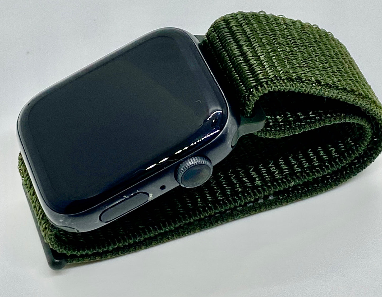 Apple Watch Series 5 44MM Aluminium & Ceramic Case ION-X Glass GPS WR-50M, USADO , EXCELENTES CONDICIONES
