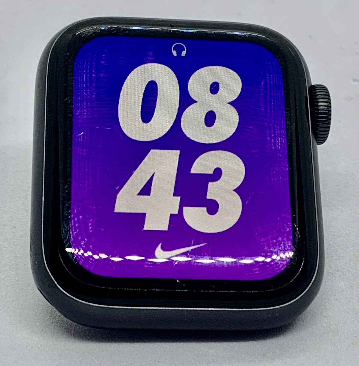 Apple Watch Series 5 40MM (GPS + LTE)