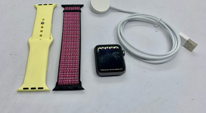 Apple Watch Series 3 38 MM (GPS)  Aluminium Case Ion X Glass Composite Back GPS WR 50M, USADO