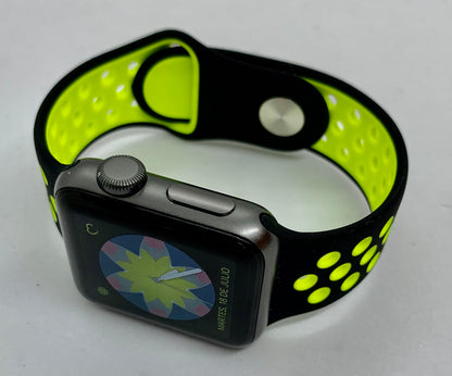 Apple Watch Series 3 38 MM (GPS)  Aluminium Case Ion X Glass Composite Back GPS WR 50M