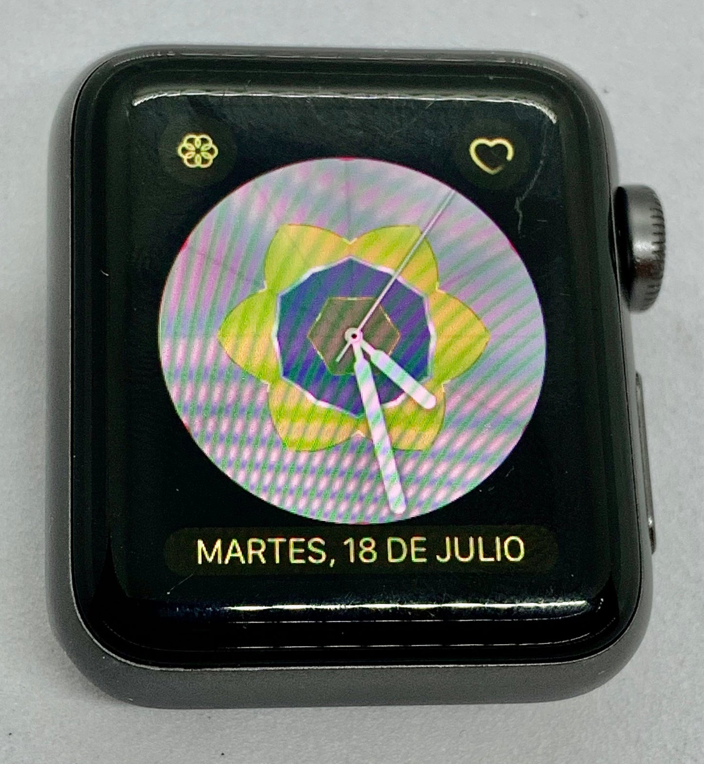 Apple Watch Series 3 38 MM (GPS)  Aluminium Case Ion X Glass Composite Back GPS WR 50M