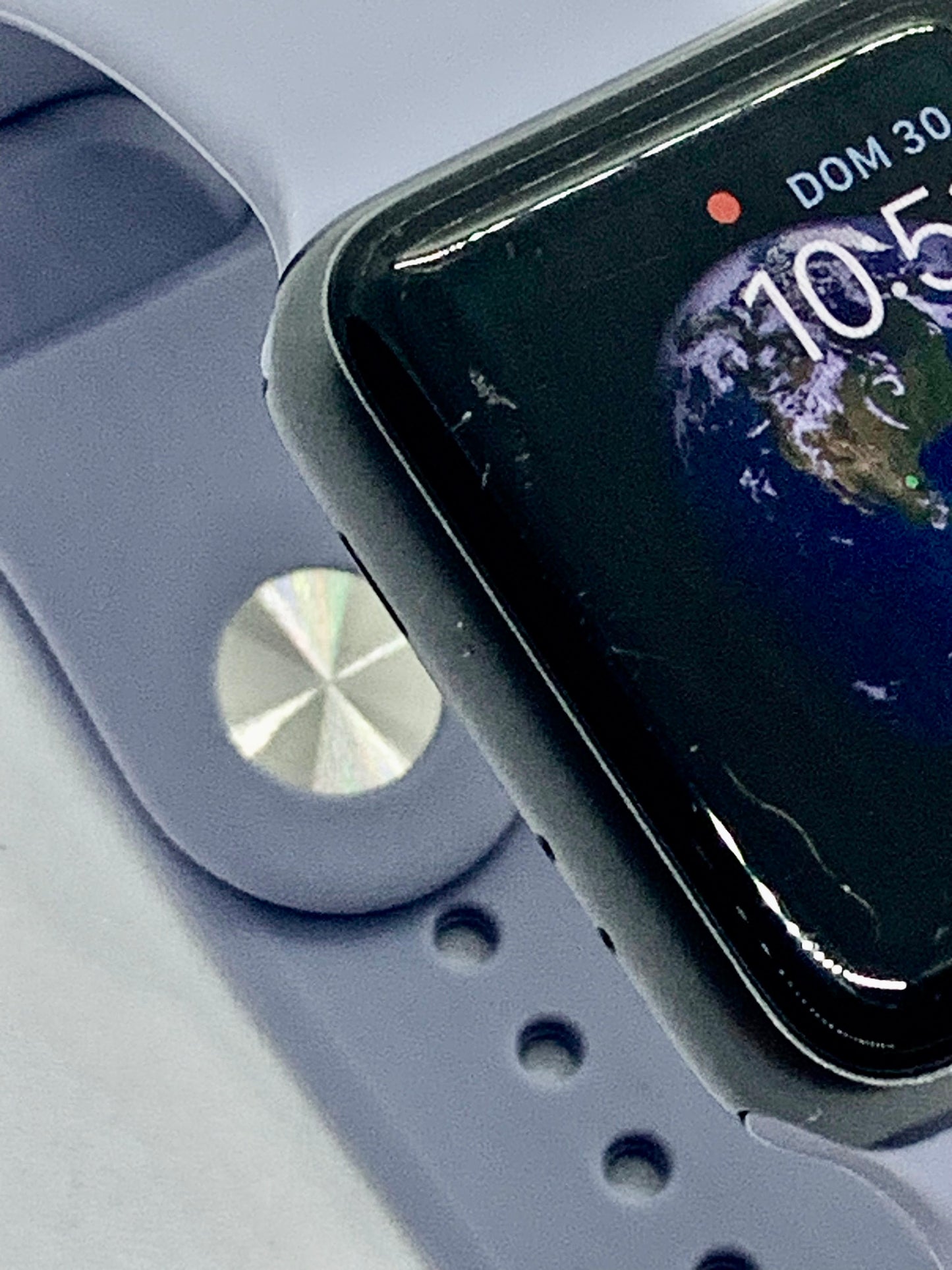 Apple Watch Series 3 38 MM (GPS)  Aluminium Case Ion X Glass Composite Back GPS WR 50M